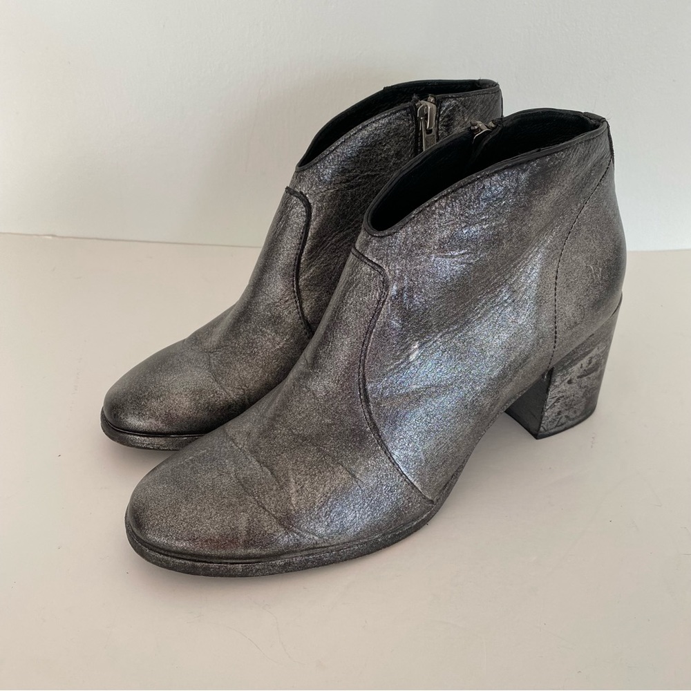 Frye Nora short ankle zip bootie metallic silver black gray - Picture 3 of 15